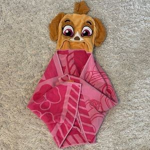 Skye Paw Patrol hooded towel